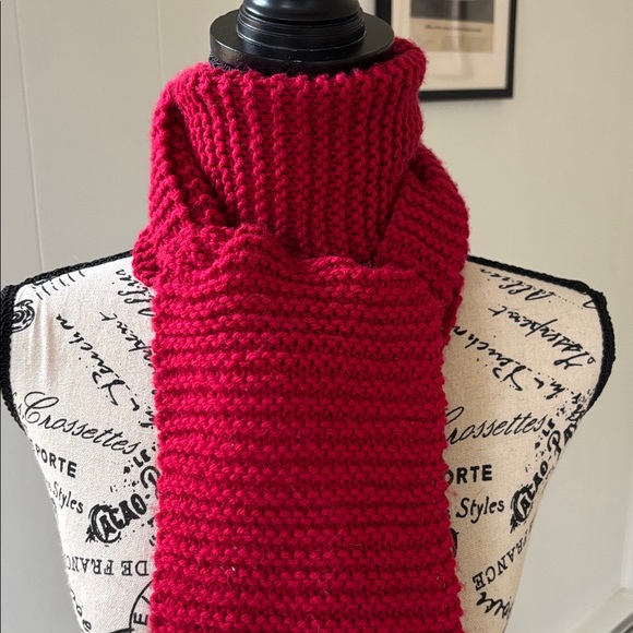 Handmade Red Knitted Scarf with Ruffle - Picture 2 of 4